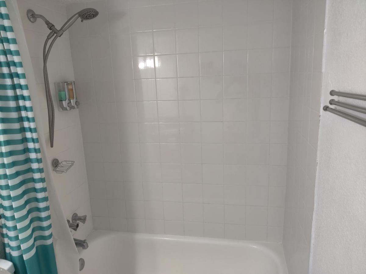 Centauri Vacation Rentals Beautiful 2-Bedroom Condo, Near All Orlando Attractions, Free Parking & Wi-Fi, King Bed, #1 المظهر الخارجي الصورة